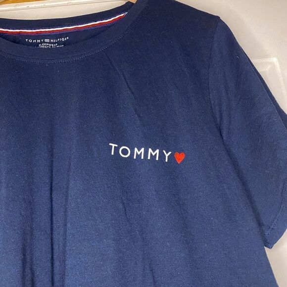TOMMY Hilfiger Women’s Blue Navy Logo Night T-Shirt Plus Size Sleepwear - Picture 3 of 8